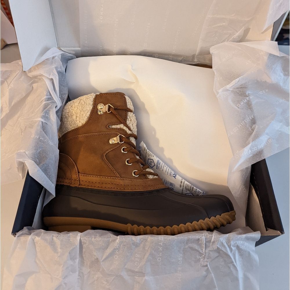 Tommy Hilfiger Rainah 7m medium brown sy